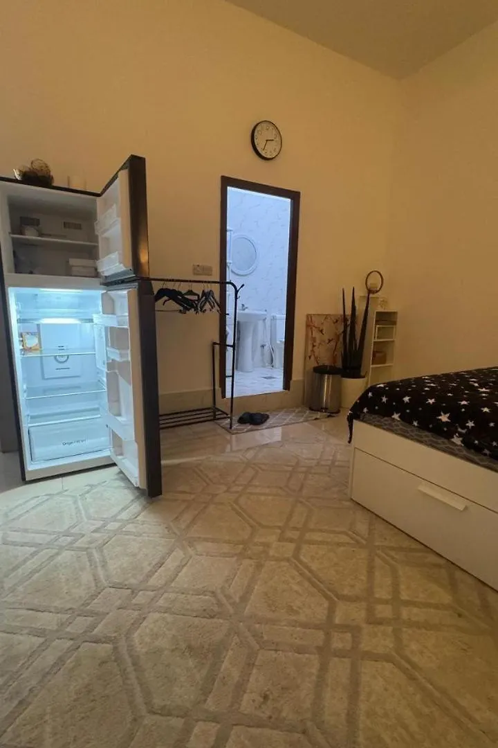 Δωμάτια σε οικογενειακή κατοικία Studio Room In Corniche Αμπού Ντάμπι